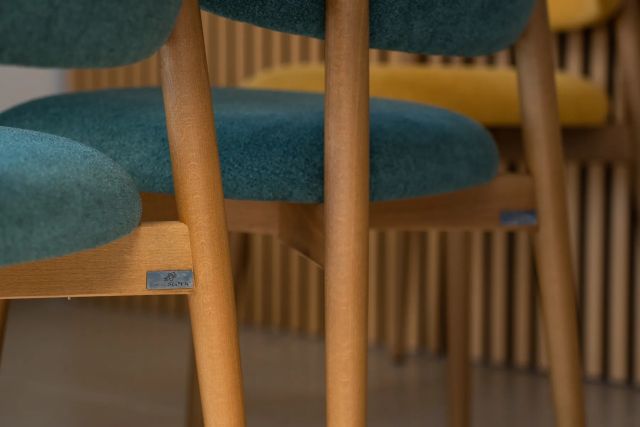 Fotelje i stolice po meri – fotografija 2
